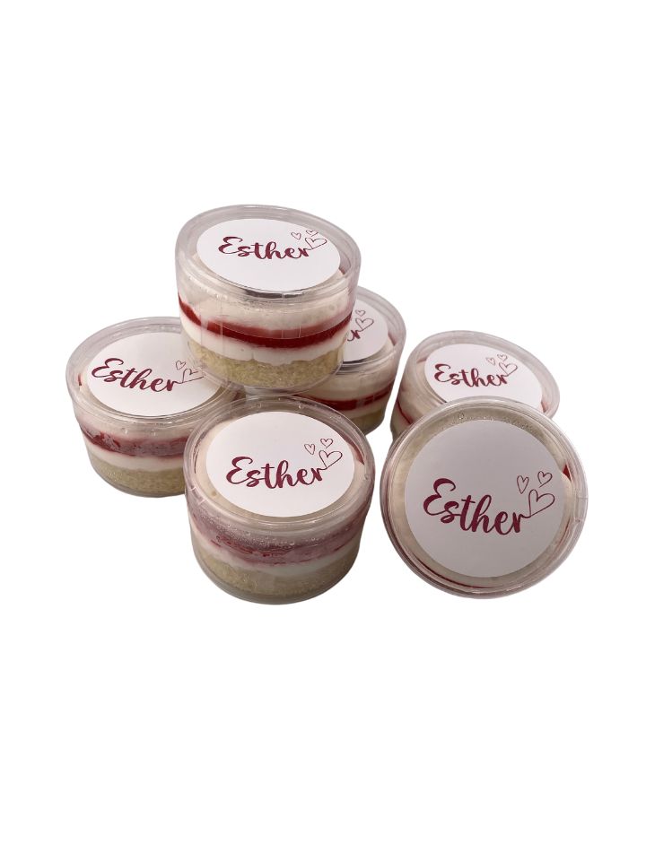 Bas Mitzvah Mini Cakes with Custom Label